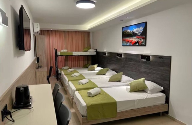 Green 14: Two-Bedroom Apartment in St. Julian's