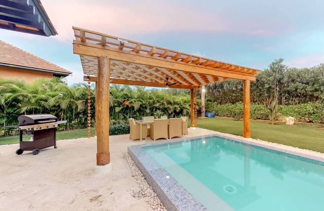 Green Village Bungalow