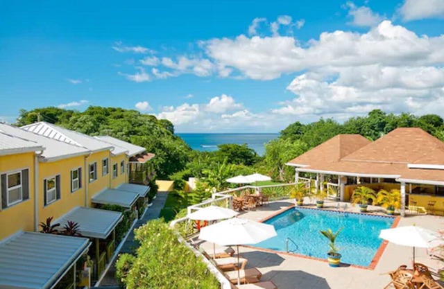 Grooms Beach Villa & Resort