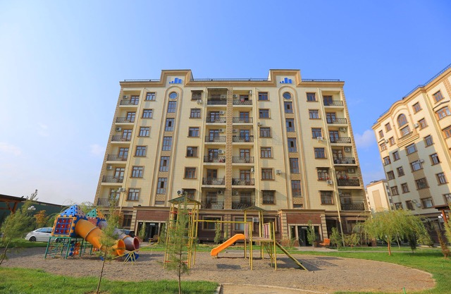 Ground floor, 110 sq/m apartment, help Registration