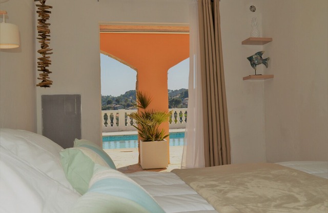 Ground floor apartment of Villa panoramic view Golf-Juan Cannes