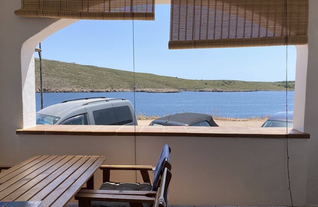 Ground floor facing the sea in Fornells