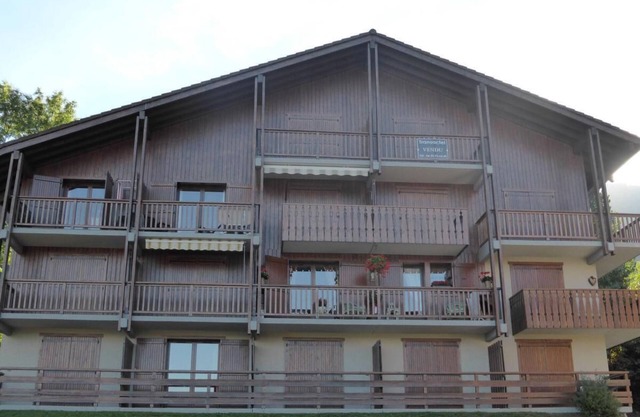 Ground floor, balcony, parking, tv, 26m², Saint Gervais