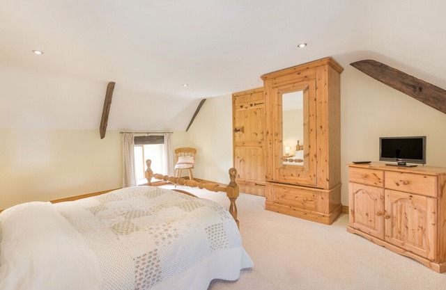 Groves Fishleigh, HATHERLEIGH