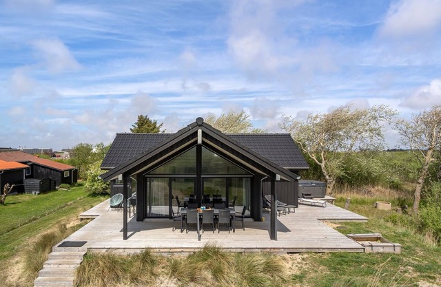"Gubbe" - 500m from the sea by Interhome