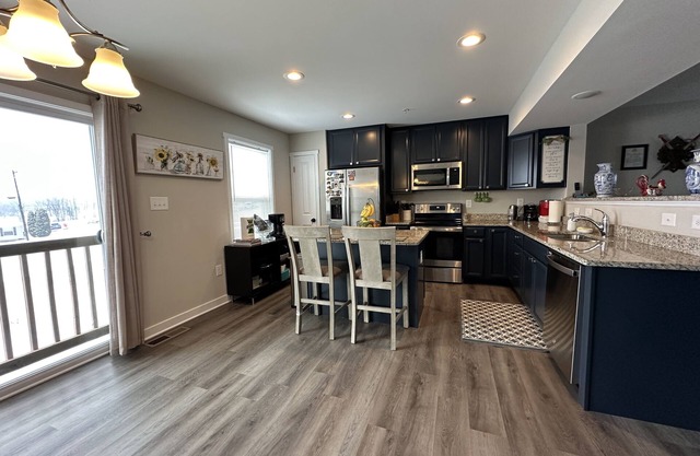 Guest Bedroom WV