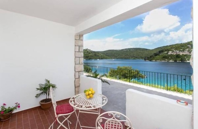 Guest House Busurelo - Double room with sea view (S1)