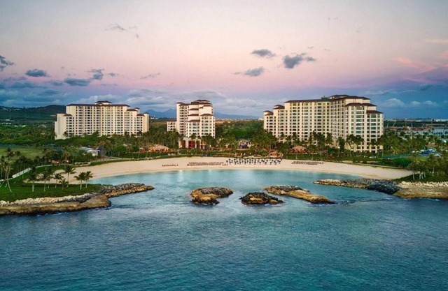 Guest Room (Studio) Mountain View Penthouse at Marriott's Ko Olina Beach Club