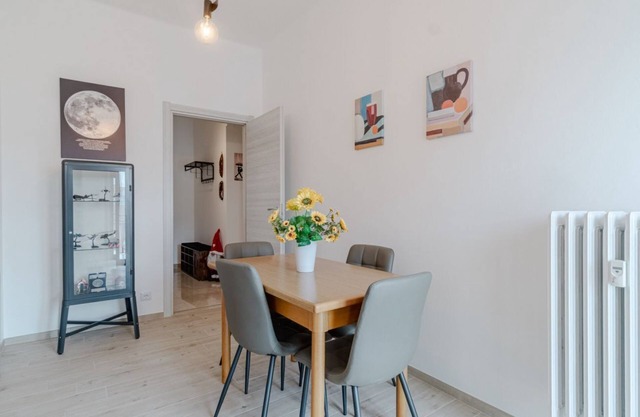 GuestHost - Santa Rita Apartment Turin