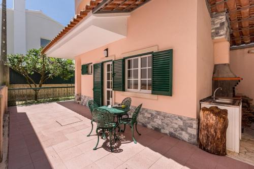 GuestReady - Superb house with a garden & patio