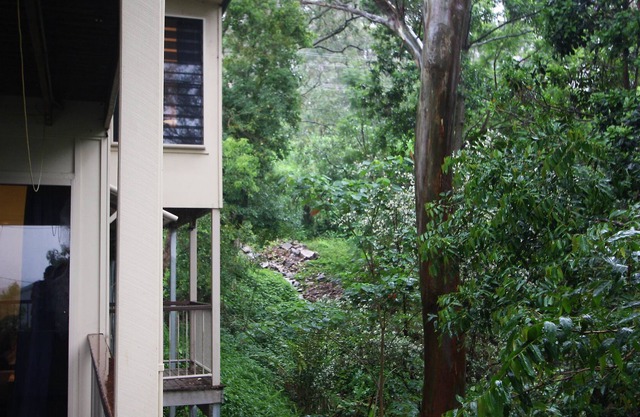 Gum Tree House with Panoramic Coastal Views