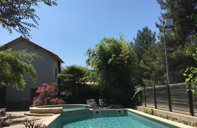 Hôtel la Fête en Provence