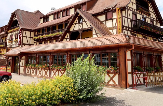Hôtel Restaurant Au Parc des Cigognes