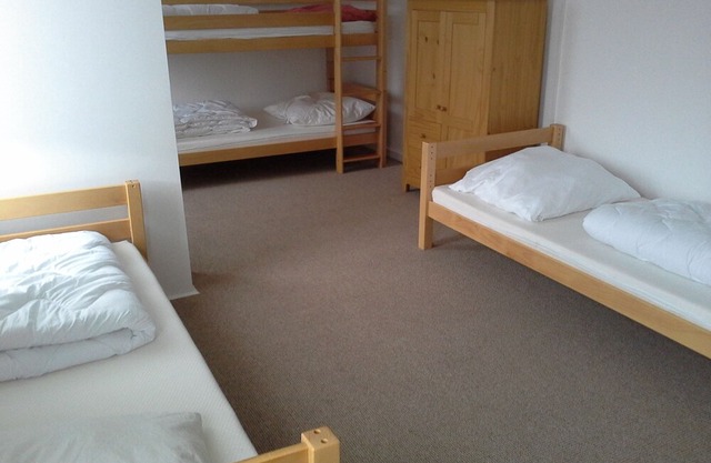 Höddelbusch Typ B - Eighteen Bedroom Hotel, Sleeps 30