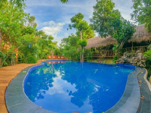 Habarana Tree house Mutu village