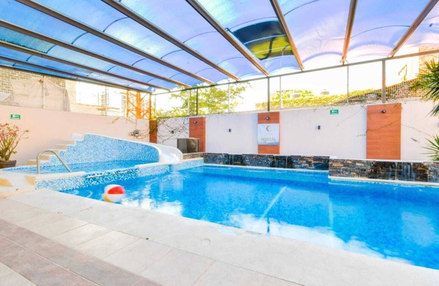 Habitación Privada de Hostal Hostel con Alberca en Guadalajara Jalisco
