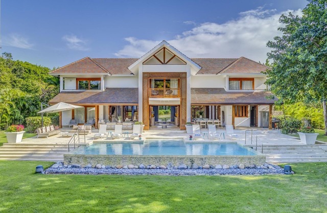 Hacienda 82 - Amazing Golf view Villa