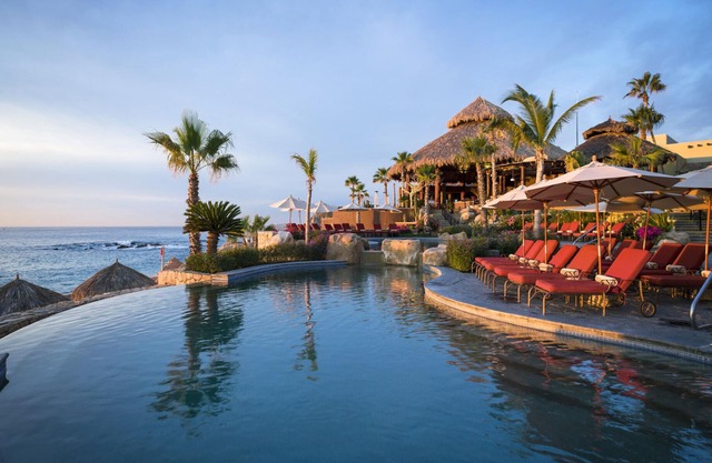 Hacienda Del Mar: Beautiful Oceanfront Resort, 1 and 2 bedroom options