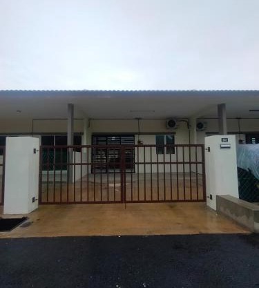 HAIZRINA HOMESTAy