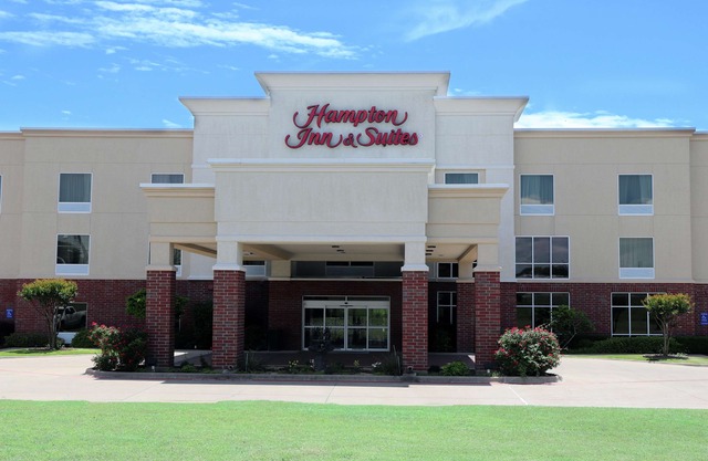 Hampton Inn and Suites Stephenville