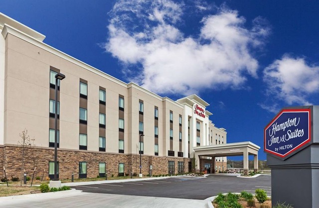 Hampton Inn & Suites Claremore