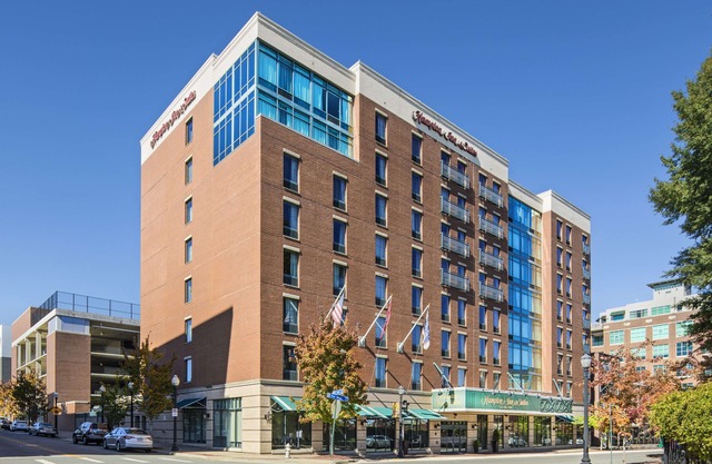 Hampton Inn & Suites Little Rock-Downtown