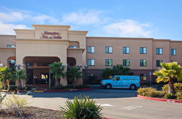 Hampton Inn & Suites Oakland Airport-Alameda