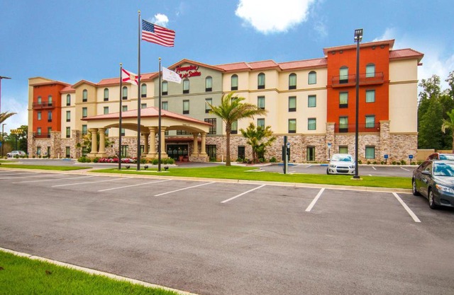 Hampton Inn & Suites Pensacola/I-10 Pine Forest Road