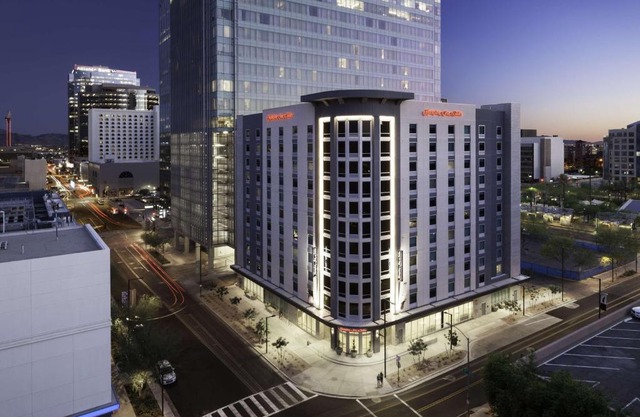 Hampton Inn & Suites Phoenix Downtown