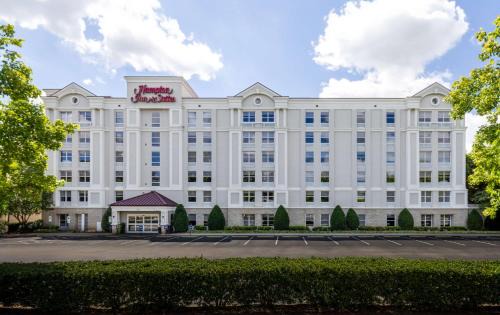 Hampton Inn Suites 
