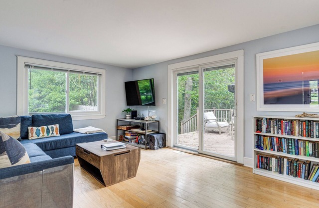 Hamptons Vacation Rental w/Seasonal Pool!