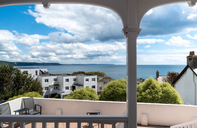 Hannafore, Lemain Garden Apts