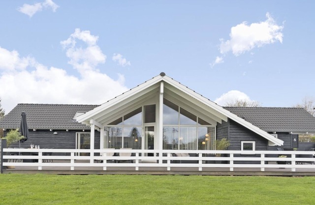 "Hansa" - 900m from the sea by Interhome