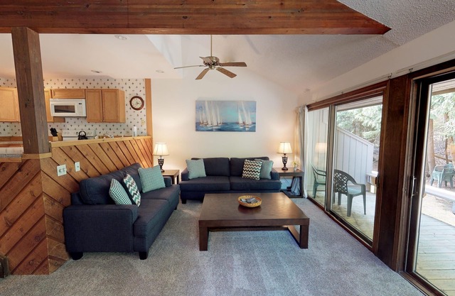Harbor Cove! 5 Bedroom! #82 Ski, Golf, Shop!