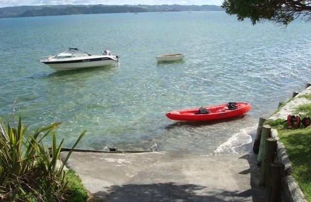 HARBOURSIDE GETAWAY!!!