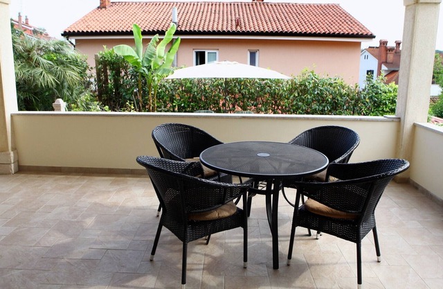 Harmony Apartment with Balcony Portorož PER2