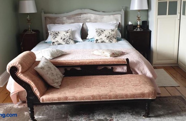 Harry's bed and breakfast