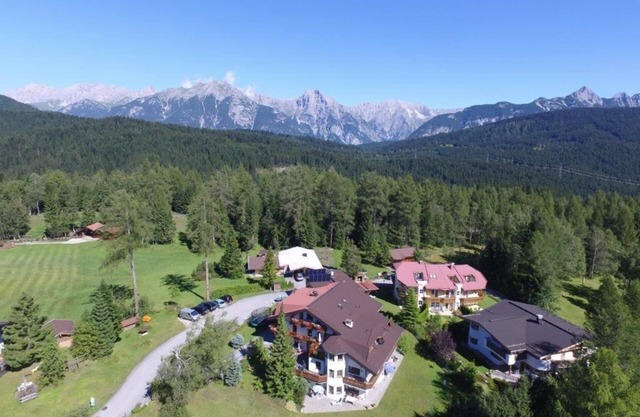 Haus Elisengrund - Chalet Privé - Ferienhaus, 4 Schlafzimmer, 4 Bäder, Küche,