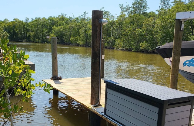 Hause/pivate ap1 /1Gold Coast area, intracoastal