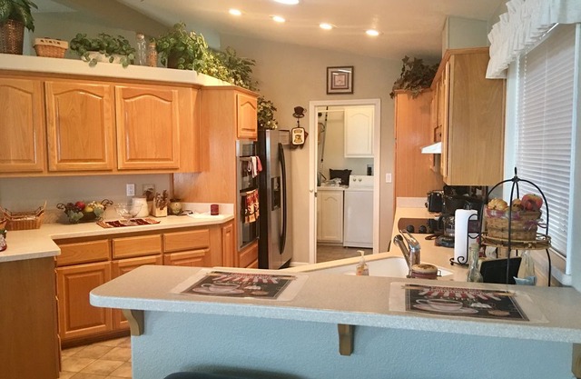 HAVASU LAKE HOUSE WITH AMAZING VIEWS!!!