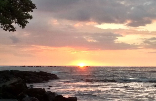 Hawaii by Yurt Luxury for Less
