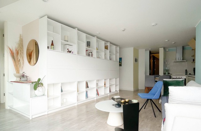 Heart of Miraflores - Dual Balconies & Designer Style