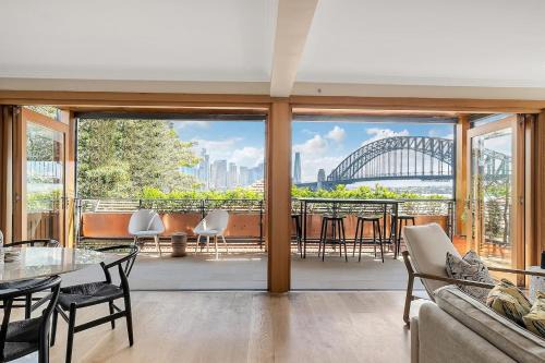 Heatherbrae I - World Class Harbour Bridge Views!