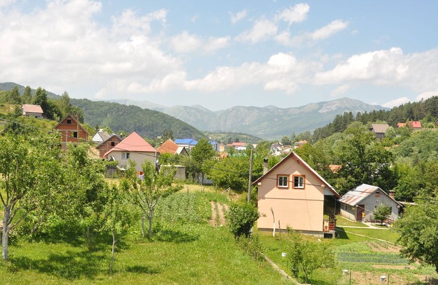 Hello travelers :) and welcome to Montenegro