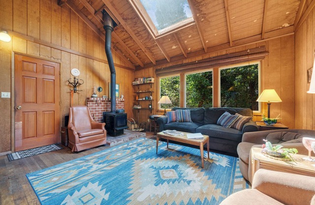 Hemlock Inn, private cozy space