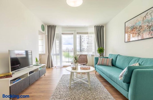 Hendrix Bridge Apartment 2