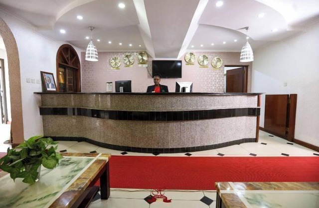 Hennessis Hotel