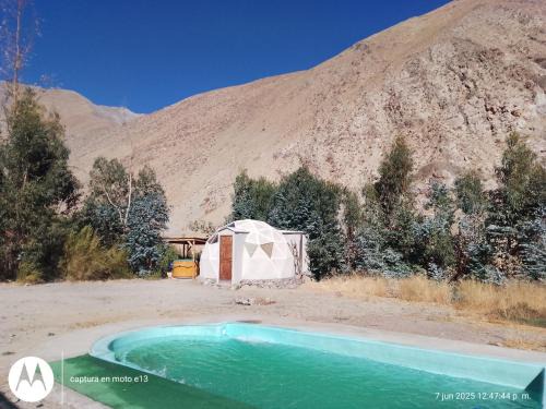 Hermoso domo privado con piscina para 2 personas en Cochiguaz- Valle de Elqui