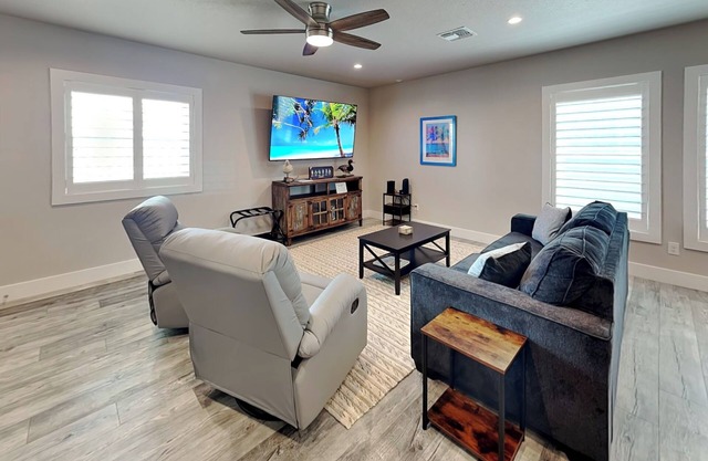 Heron's Roost | Centrally Location with Covered Boat/RV Parking!