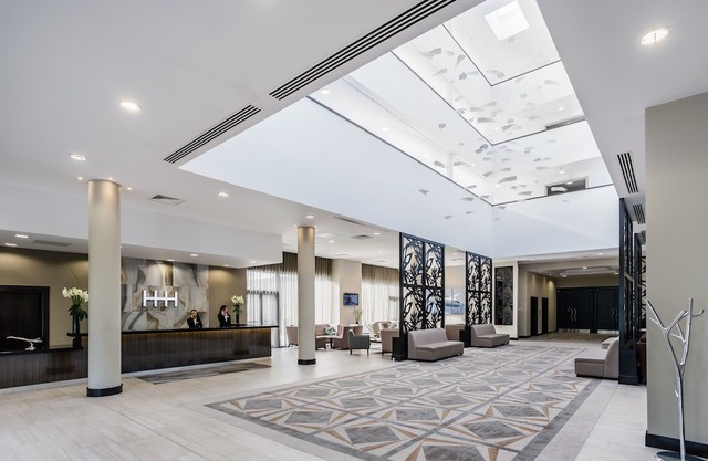 Heston Hyde Hotel